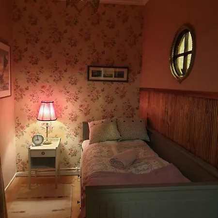 펜션 Katariinan Kamari 라헤